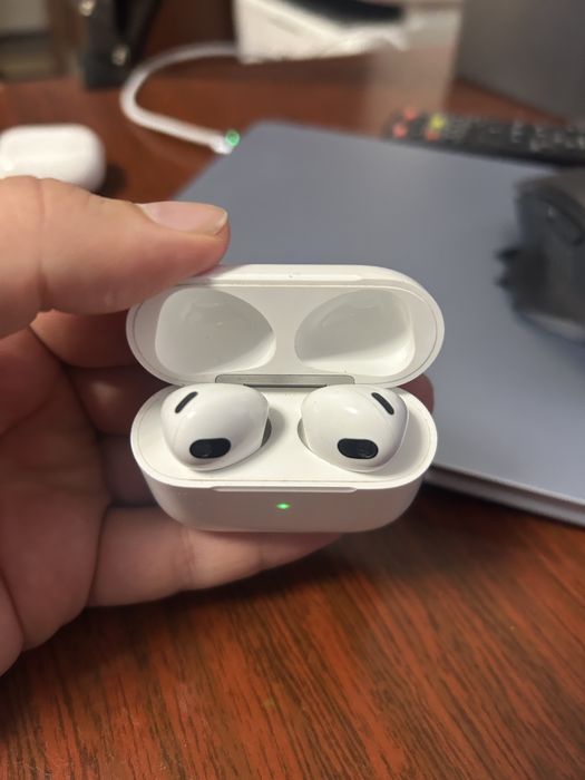 AirPods 3 2023 года