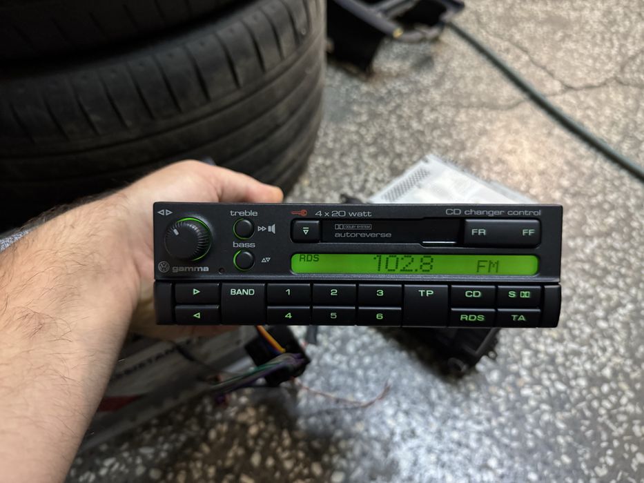 Vw Gamma Касетофон Фолксваген Зелена подсветка.