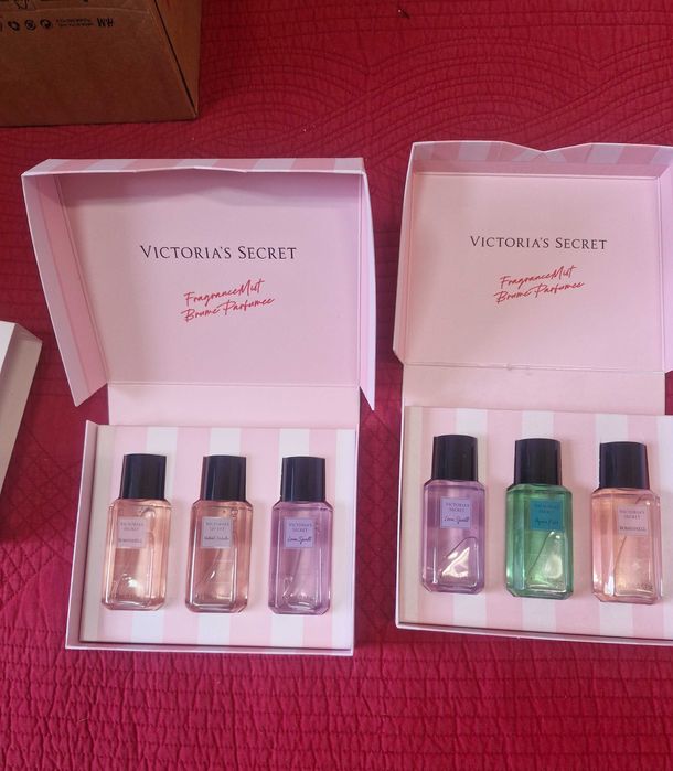 Продават се комплект Victoria's Secret