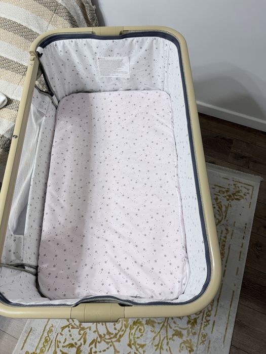 Манеж в идеальном состоянии