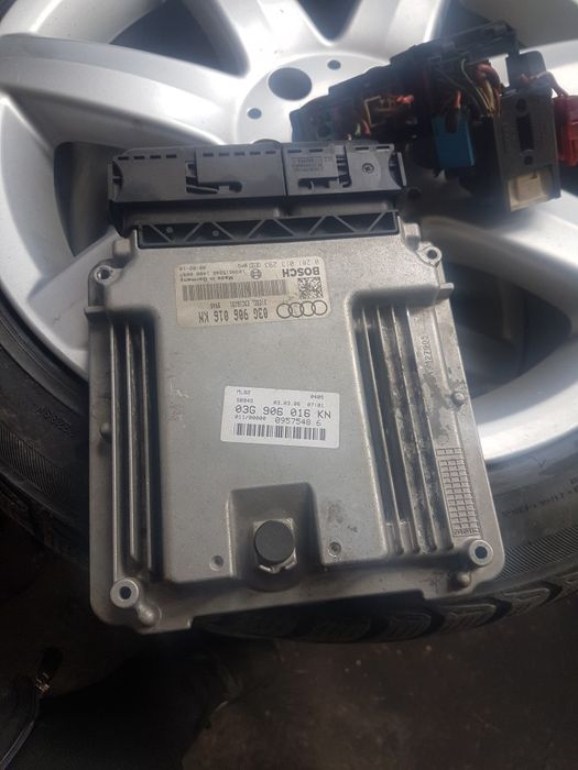 Компютър за ауди а4 б7 2.0 140кс