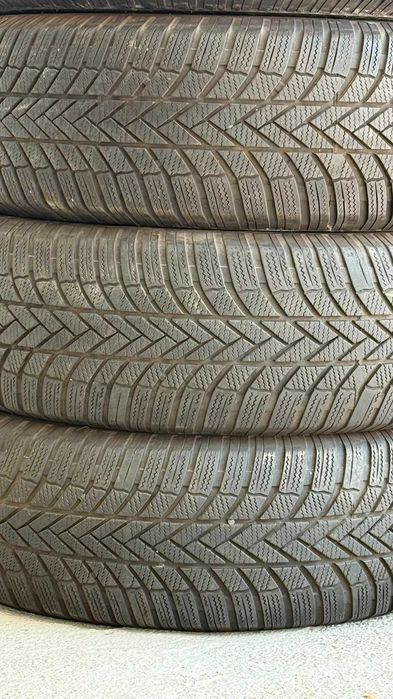 Зимни Гуми Bridgestone 245 70 16 туранза