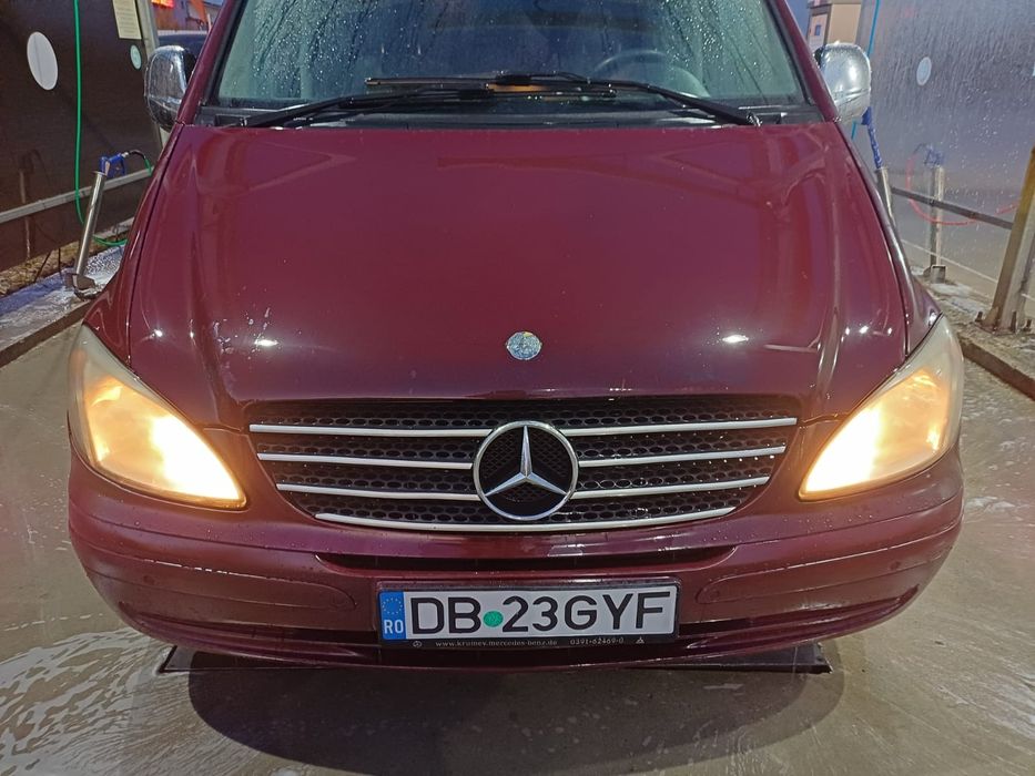 Vând faruri Mercedes Vito W639