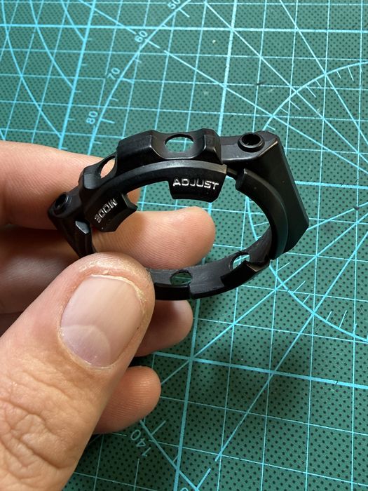 Bezel compatibil Casio MRG-1 – nou, inscriptie alb-argintiu