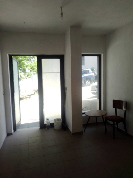 Дава се под наем Магазин в Плевен, Дружба 1 - 20 кв.м за 91.8 € - Снимка #2