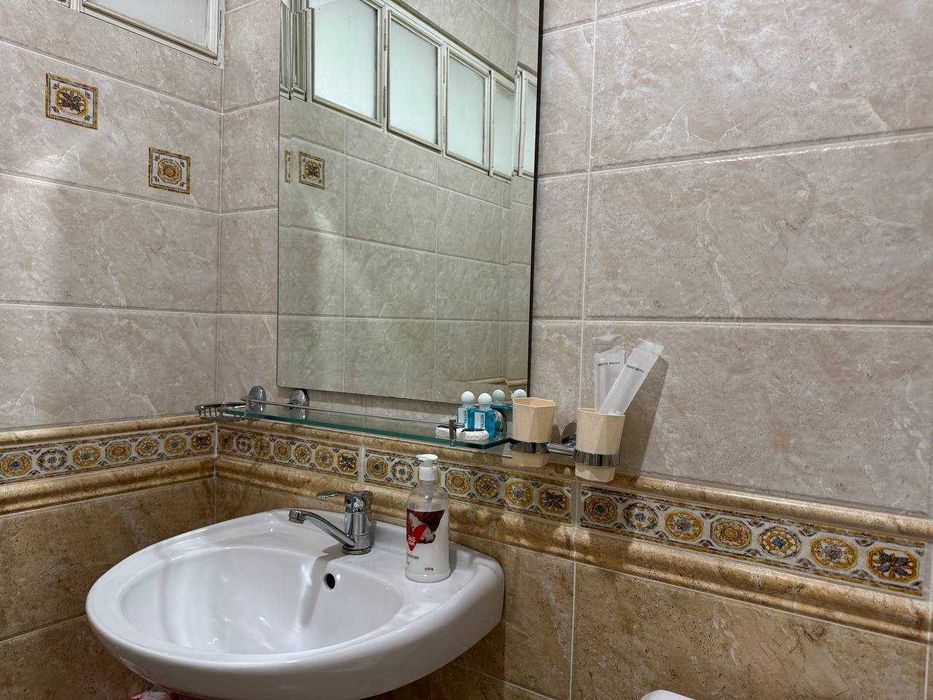 Квартира посуточно метро Космонавтов, Ойбек. Kunlik ijara, metro Oybek