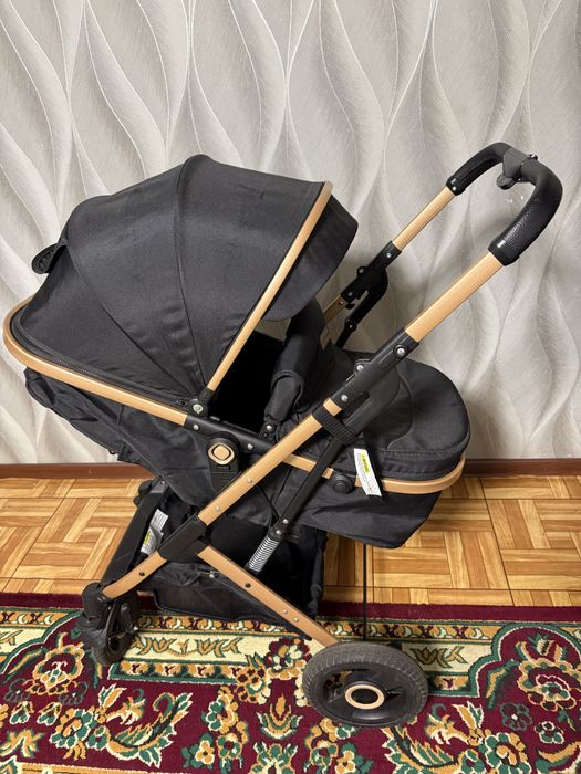 Продам коляску 2 в 1 вместе с переносноской