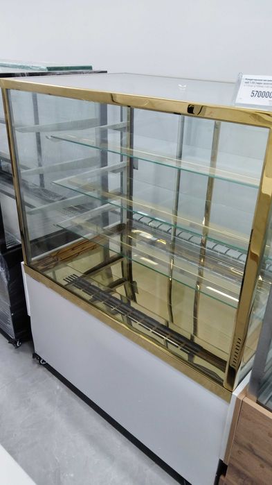 Витринный холодильник