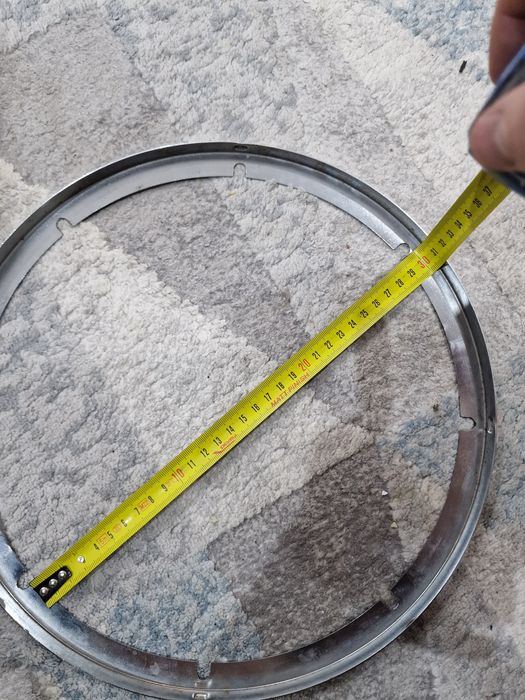 Гриль, защитная решетка на сабвуфер