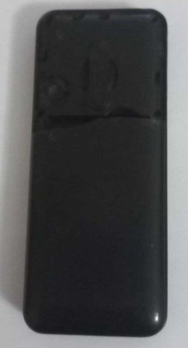 3 ta telefon. Nobby 230, Nokia 2720, Novey 105C