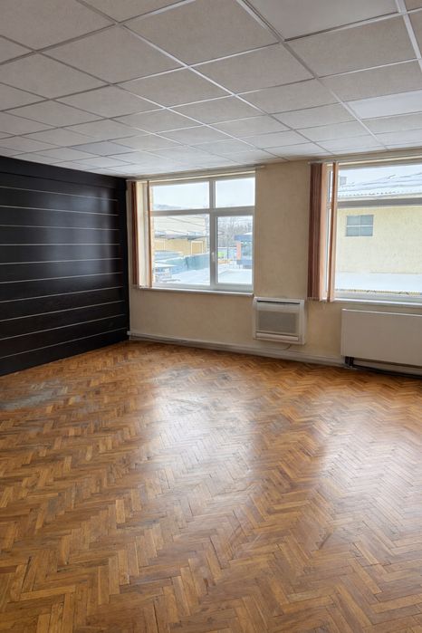 Дава се под наем Офис в Добрич, Северен парк - 50 кв.м за 149.43 € - Снимка #3