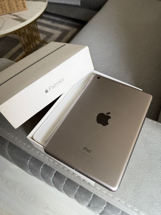 iPad mini коробка документ