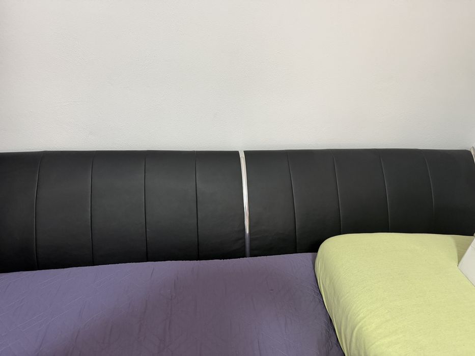 Pat 180/200 in stare foarte buna