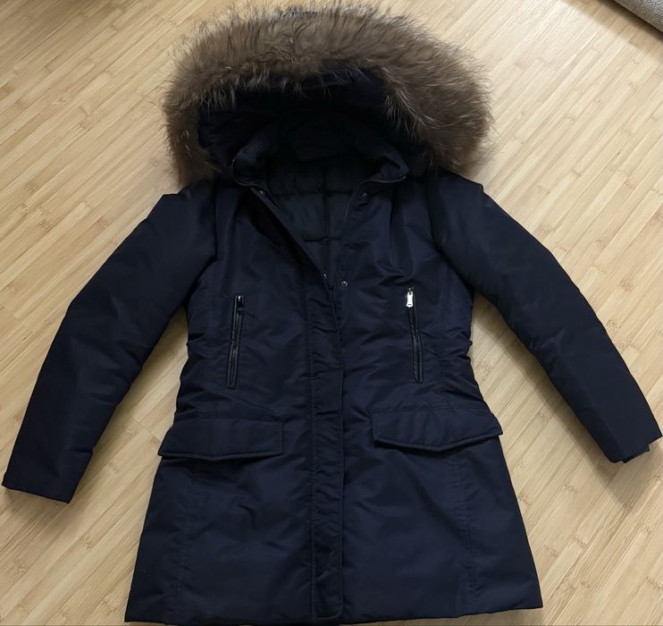 Geaca cu gluga cu blana naturala detasabila