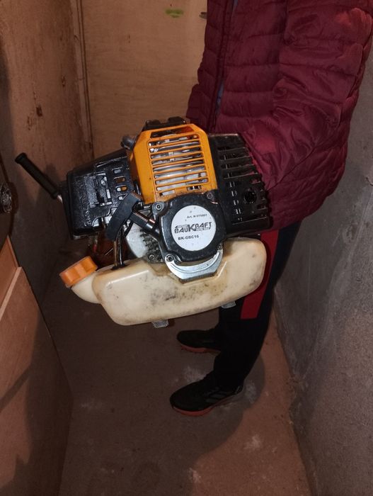 Бензинова косачка за трева