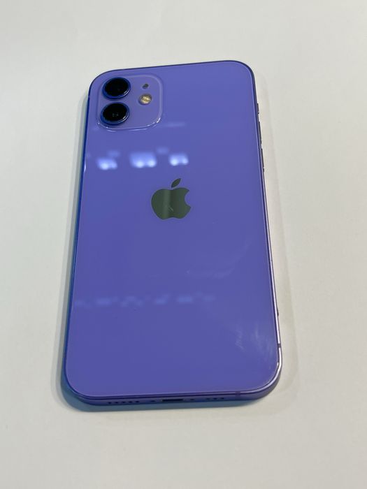 iPhone 12 / Mov / 93% Battery