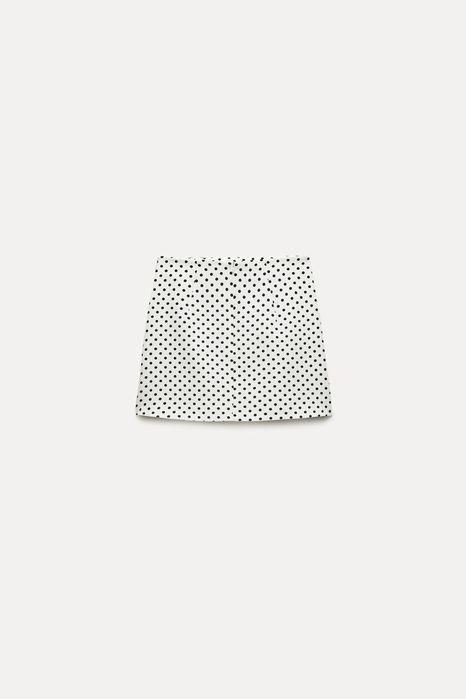 Пола на точки Zara
