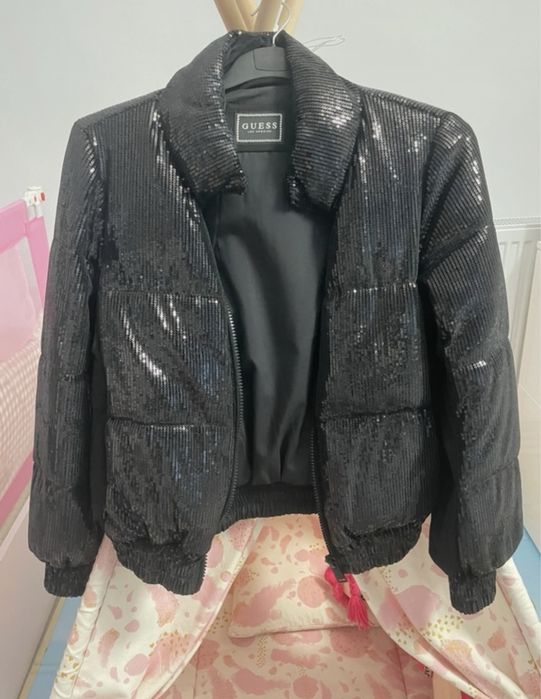 Geaca Guess marimea S