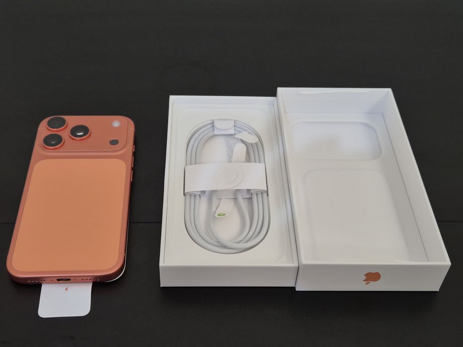 iPhone 17 Pro 512GB Cosmic Orange – Impecabil (Model UAE, Baterie Mare)