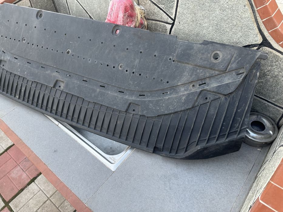 Audi A6 4G C7 кора под предна броня