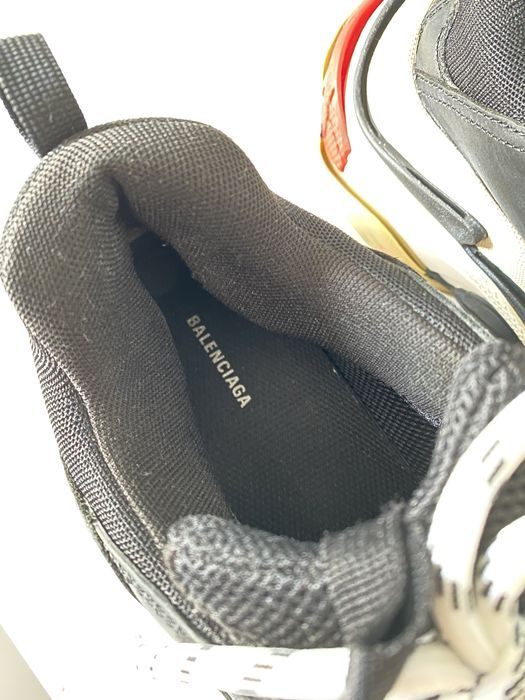 WTS Balenciaga Triple S Bred size 42