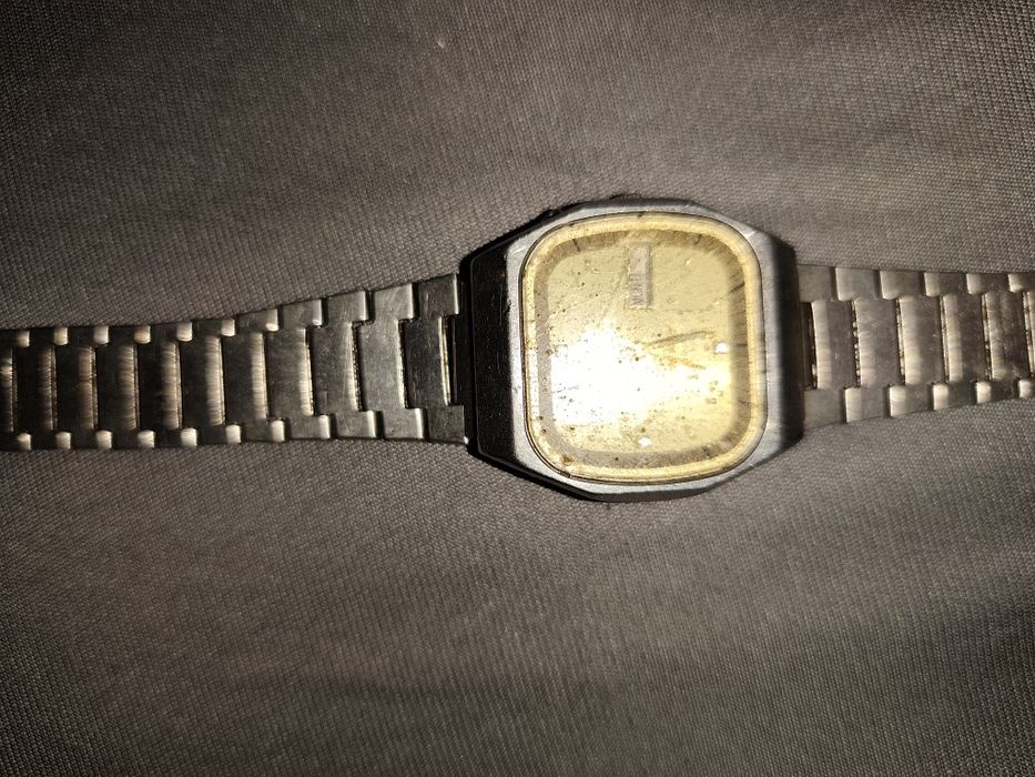 Ceas Orient Square