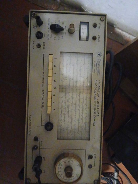 Осциллограф и генератор частоты