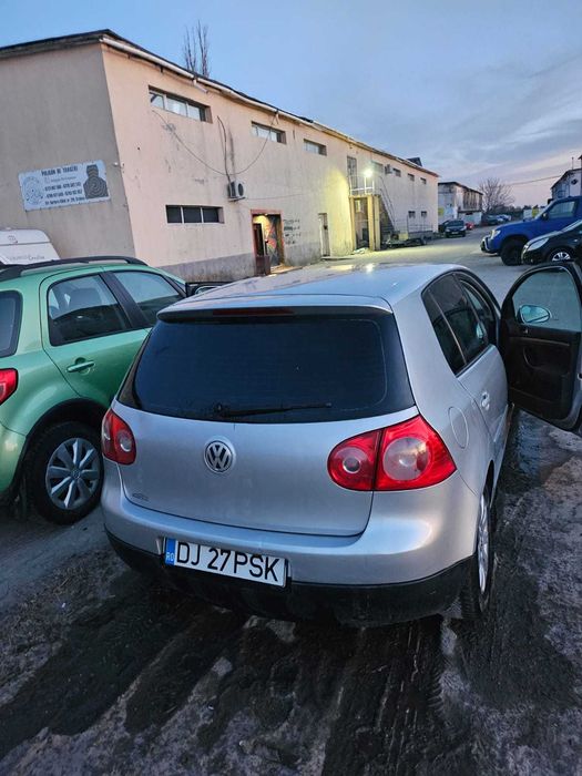 Volkswagen Golf 5, an 2006, motor 2.0 TDI diesel, cutie automată DSG !