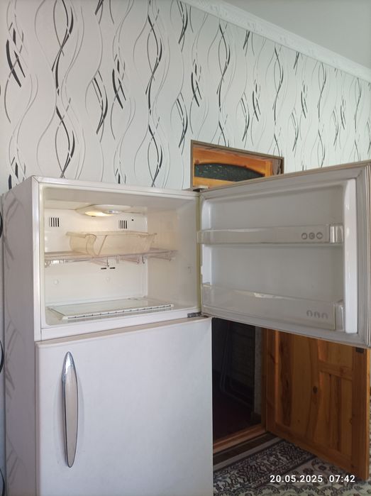 Xoladilnik lg sotiladi