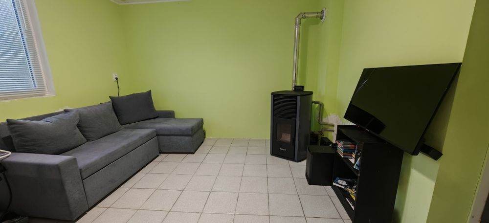 Продавам Къща в Беренде