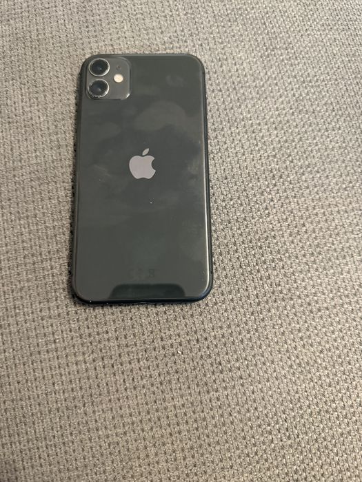 Iphone 11 Pro Max si Iphone 11