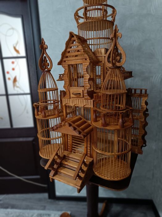 деревянная клетка для птиц