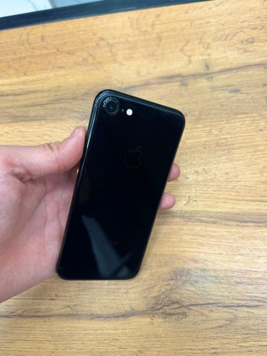 Айфон 7 32/100 минусов нету