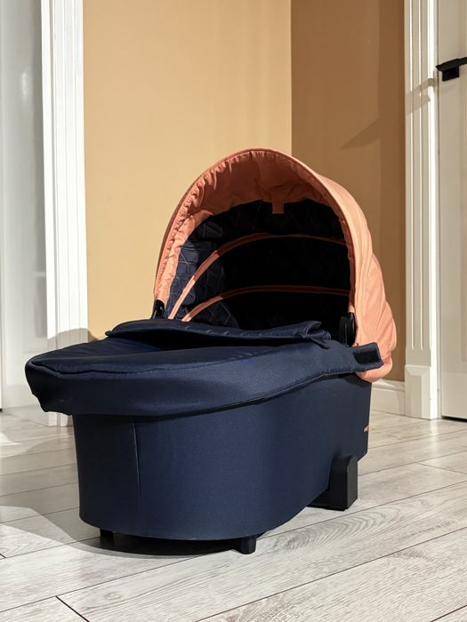 коляска детская 2 в 1