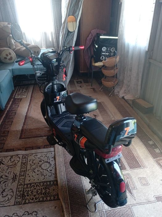 Электро скутер продам