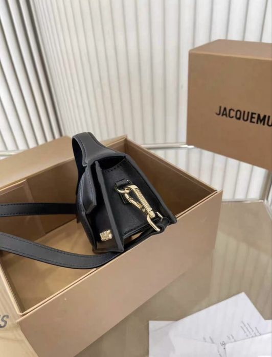 Jacquemus Le Bambino Mini