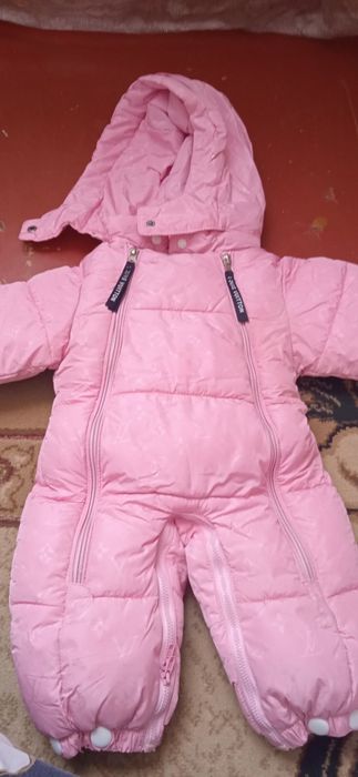 Продам комбинезон зимний