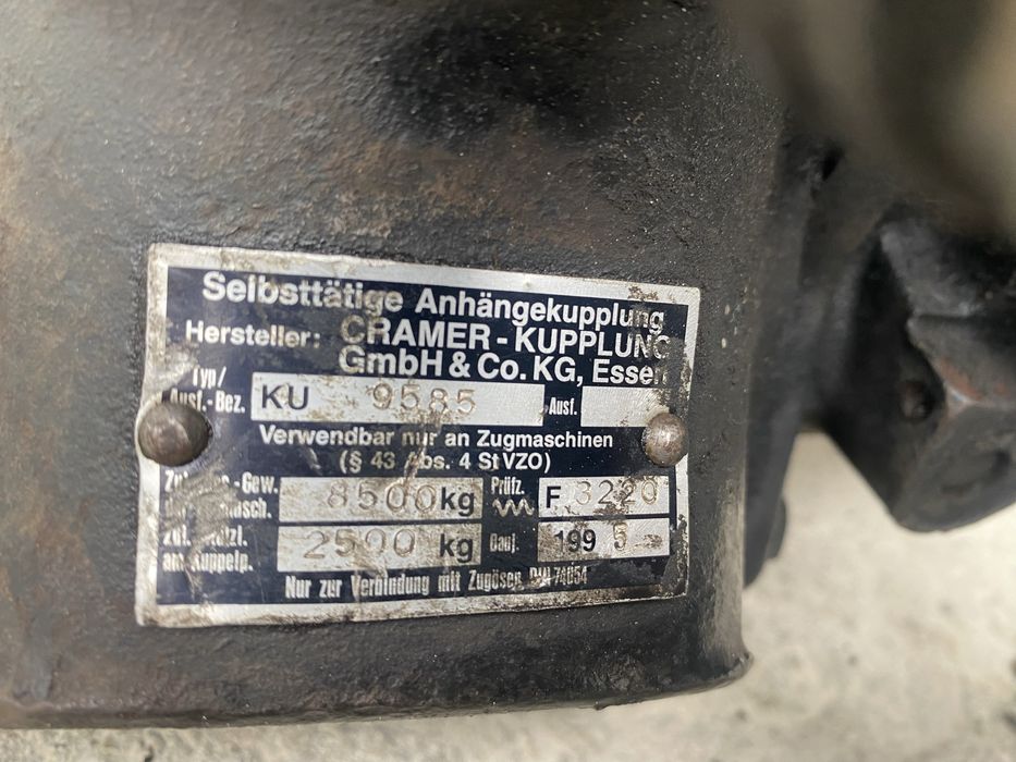 Vănd Cupla tractor automată