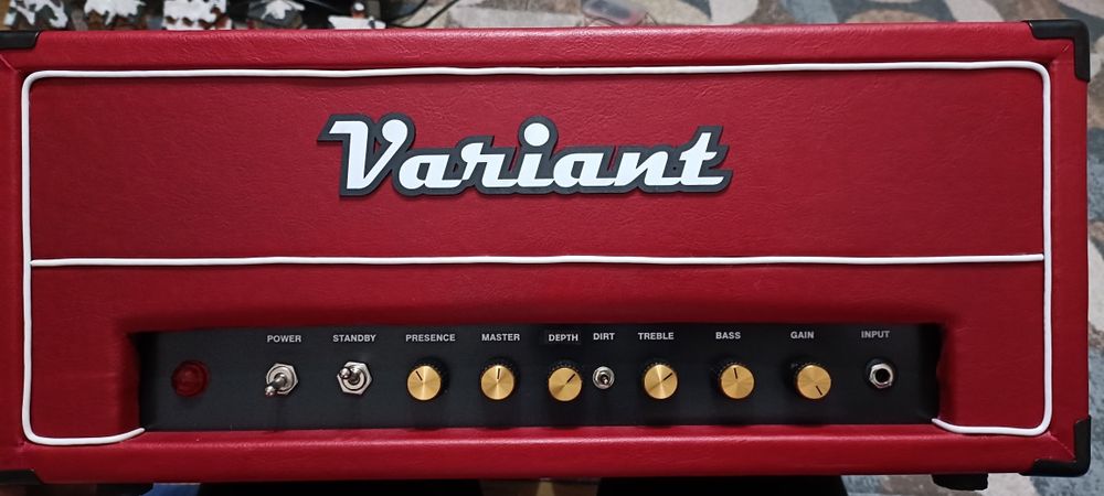 Amplificator head de chitară cu lămpi