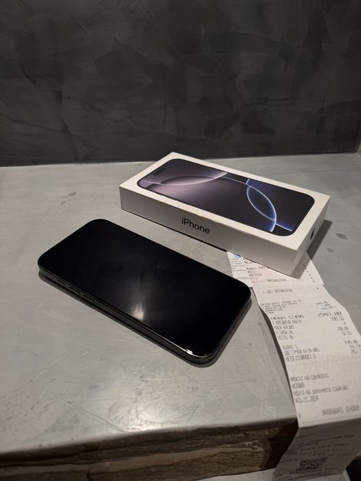 Iphone 16 Pro Max Black + гаранция
