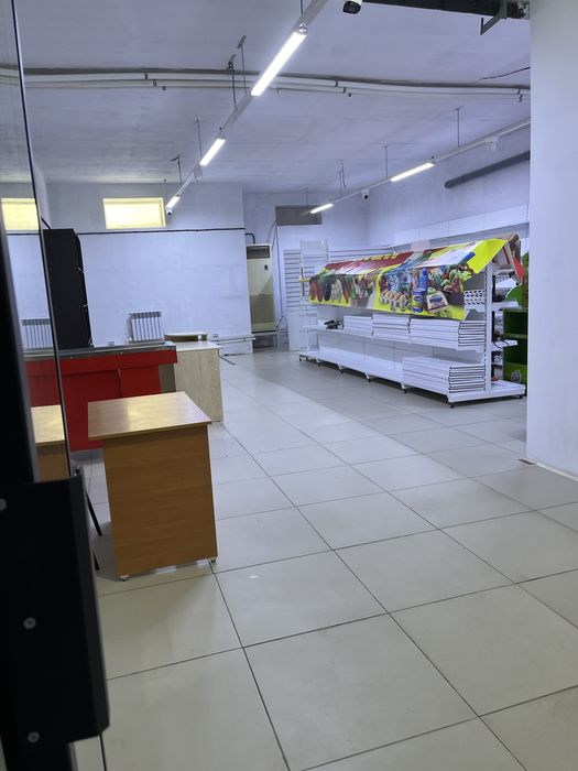 Продается коммерческое помещение, магазин.