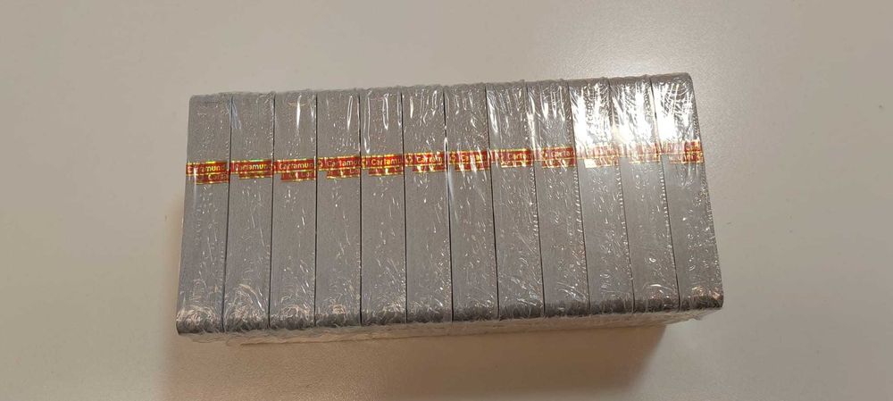 Set 12 pachete cărți de joc - carti de poker - 6.25 lei/pachet