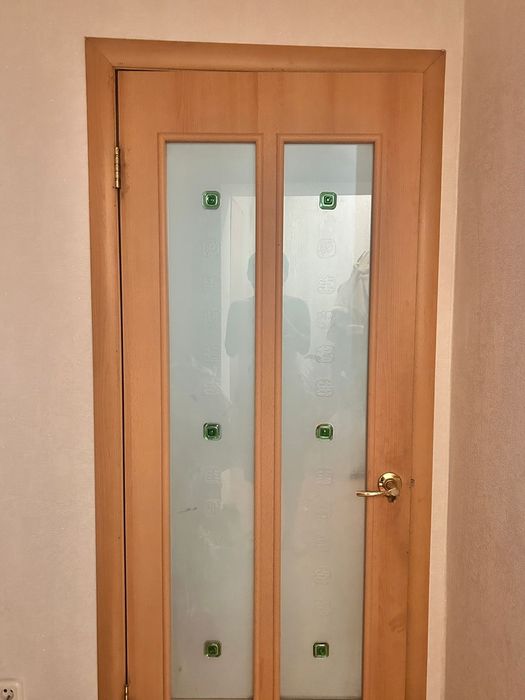 Двери б/у.     .