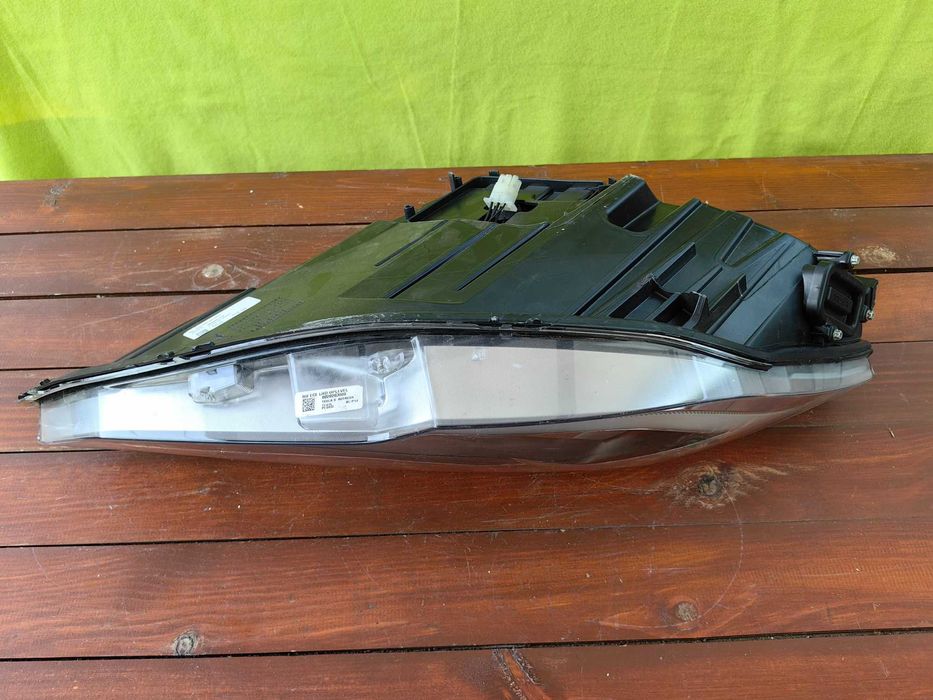 Десен фар Tesla Model S Full LED Facelift / Фар Тесла Модел С