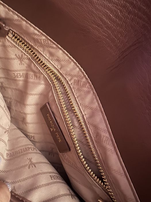 Чанта на patrizia pepe