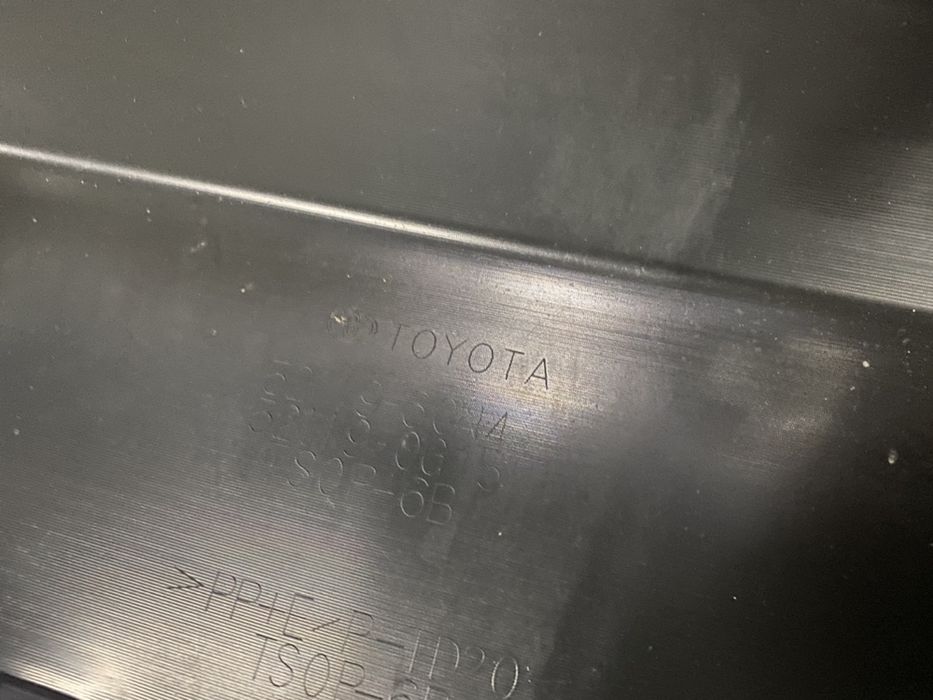 Тойота Прадо 18-20 бампер подоргинал