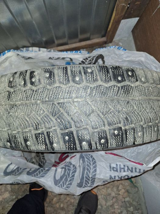 Продам зимнюю резину