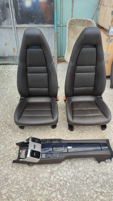 Кожен перфо салон Porsche Panamera 4S подгрев Порше Панамера