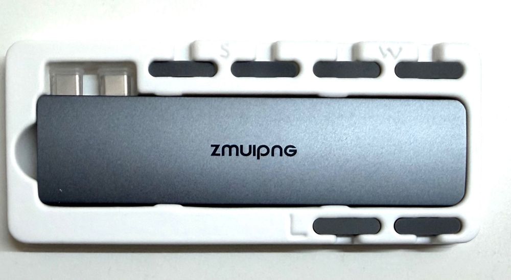USB C Адаптер Хъб 8 в 1 HDMI 4K SD/ TF Карта MacBook