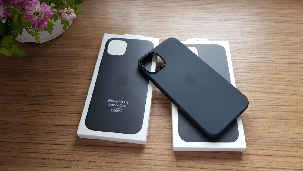 Husa Silicon MagSafe Originala Apple Iphone 14+ plus noua